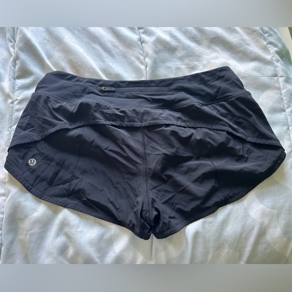 lululemon speed up shorts 2.5” - Picture 1 of 2